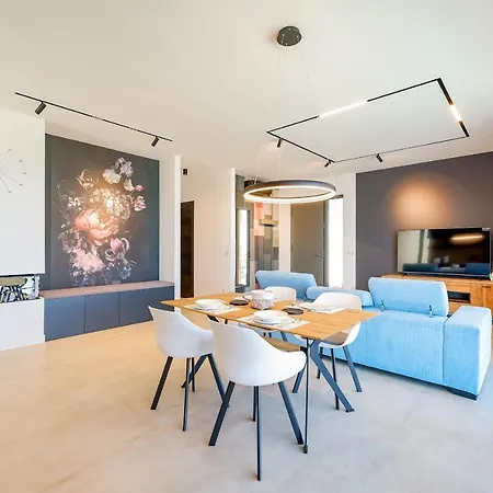 View Villa *